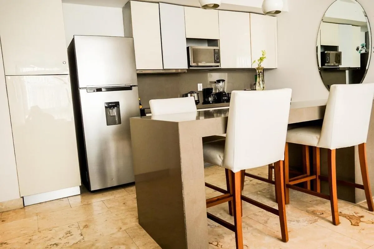Penthouse Well Located And Wifi 50Mb - Downtown Area Apartment Playa del Carmen